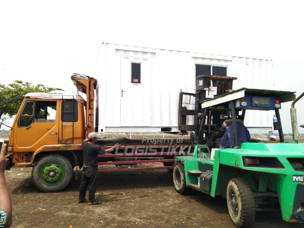 logistikku sewa forklift