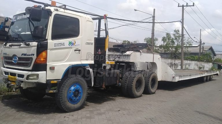 sewa truk lowbed surabaya